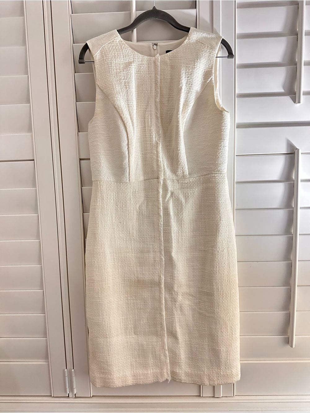 Ann Taylor Classic Sleeveless Cream Sheath Dress